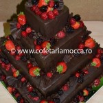 tort de nunta din ciocolata