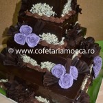 tort de nunta din ciocolata