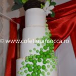tort de nunta cu bilute verzi oradea